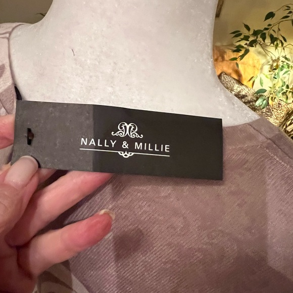 Vintage Nally & Millie Size Large Scroll Design Long Sleeved Sweater NWT - Picture 5 of 8